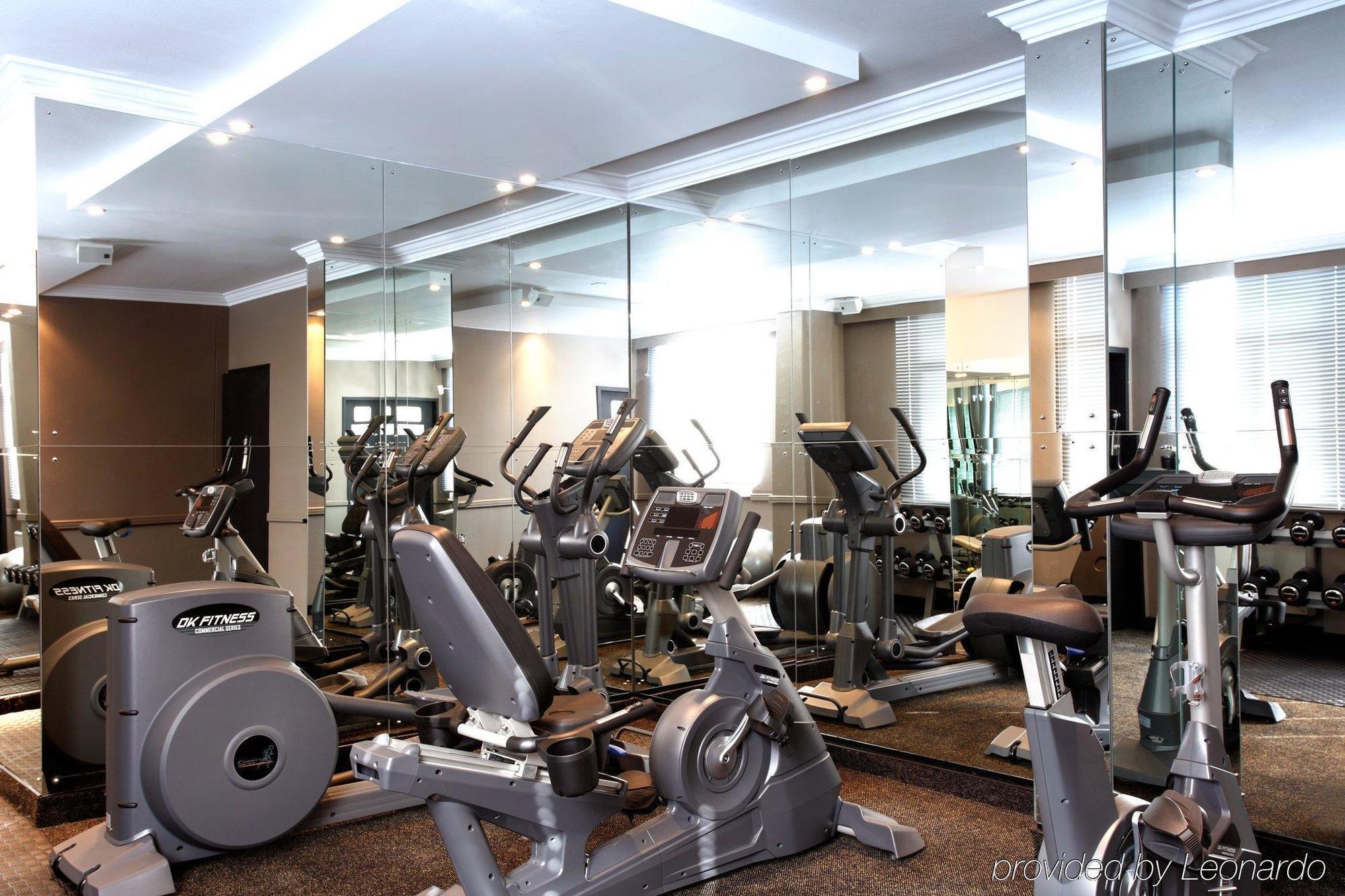 Manhattan Hotel Pretoria-Noord Extérieur photo