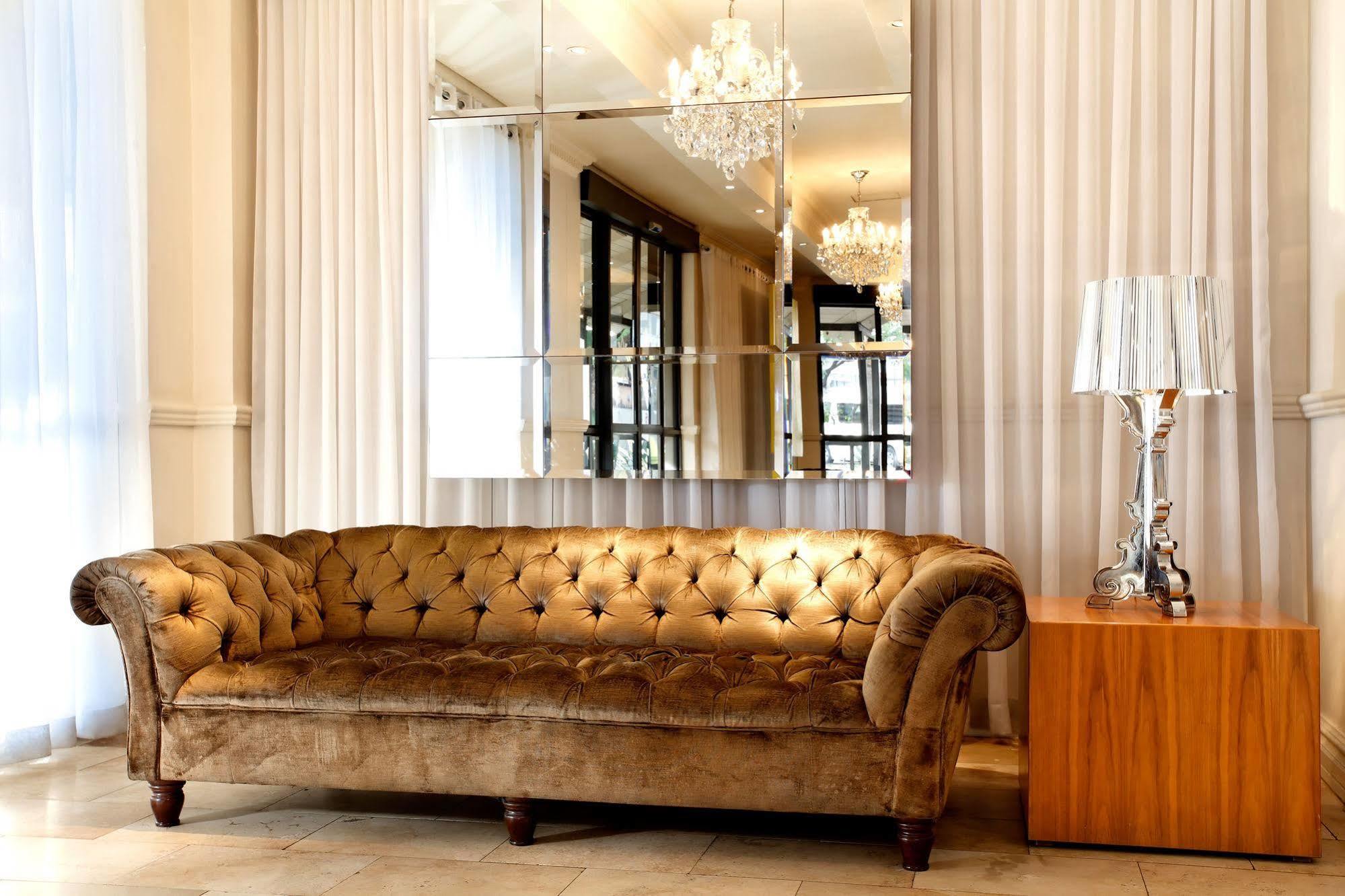 Manhattan Hotel Pretoria-Noord Extérieur photo