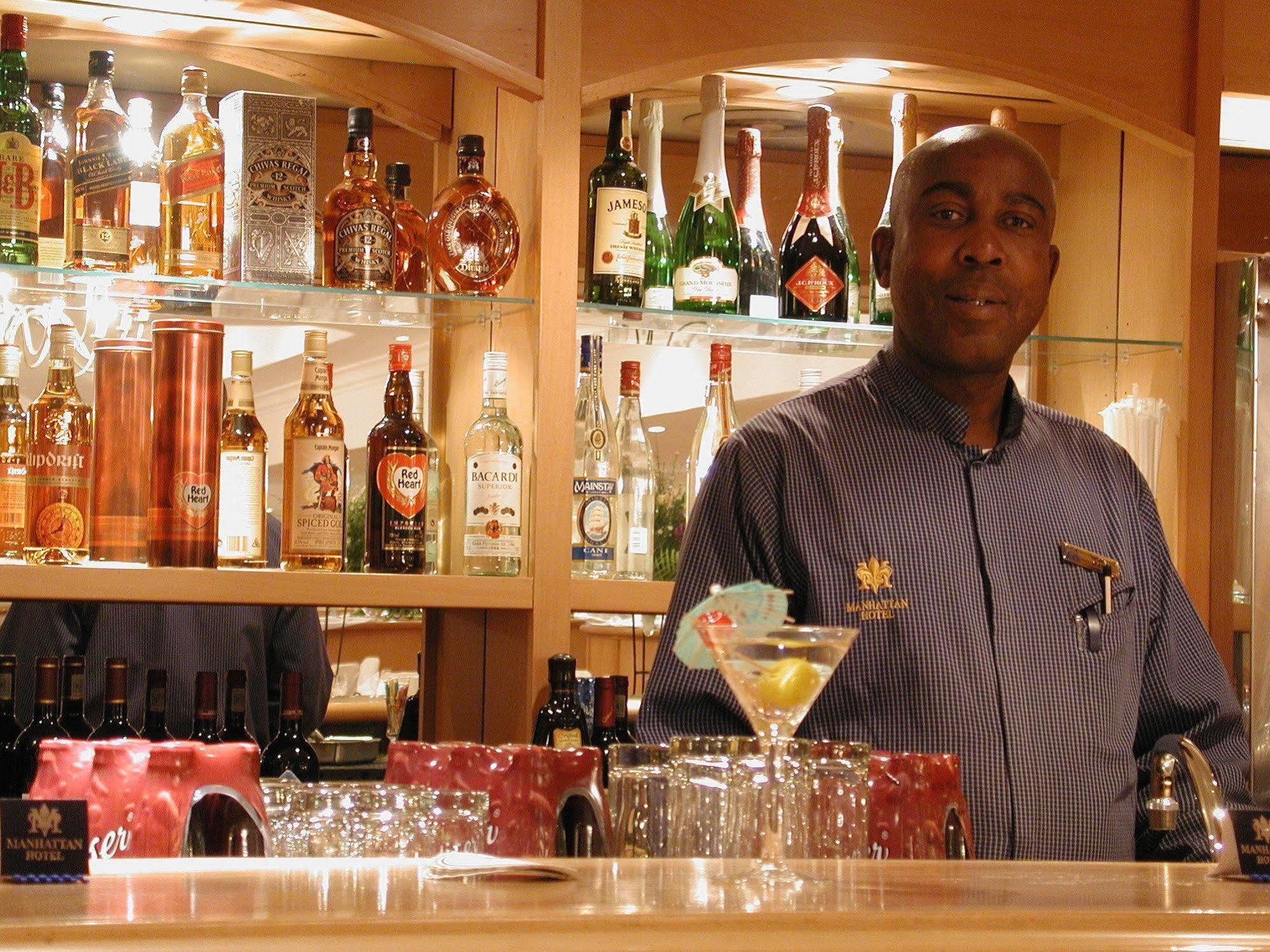 Manhattan Hotel Pretoria-Noord Extérieur photo