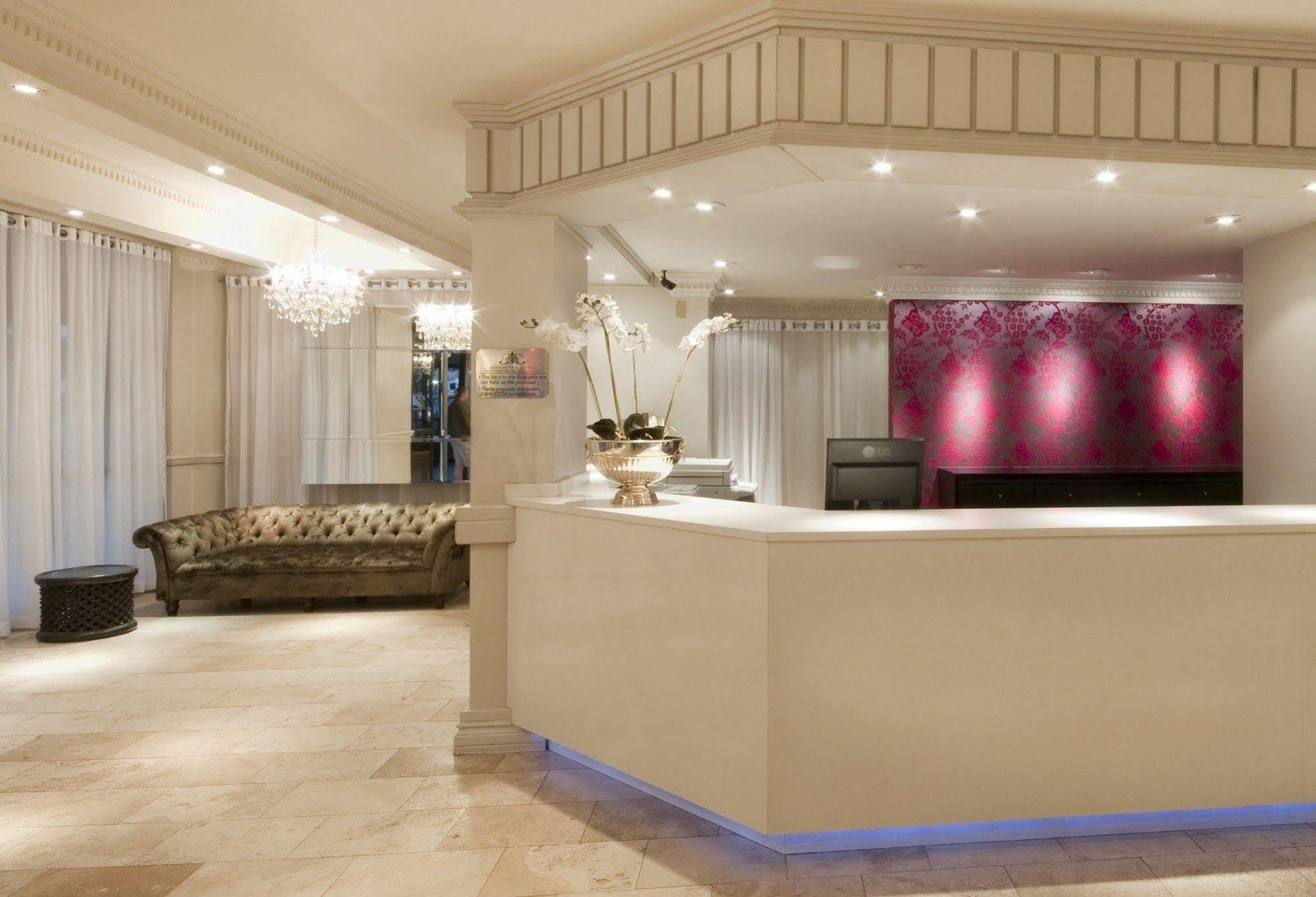 Manhattan Hotel Pretoria-Noord Extérieur photo