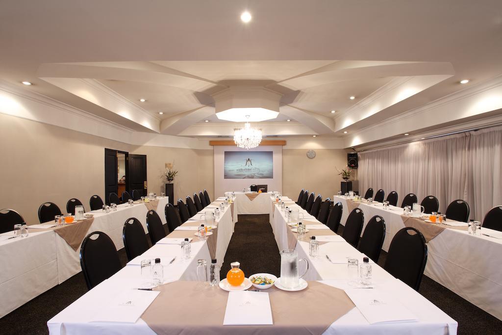 Manhattan Hotel Pretoria-Noord Extérieur photo